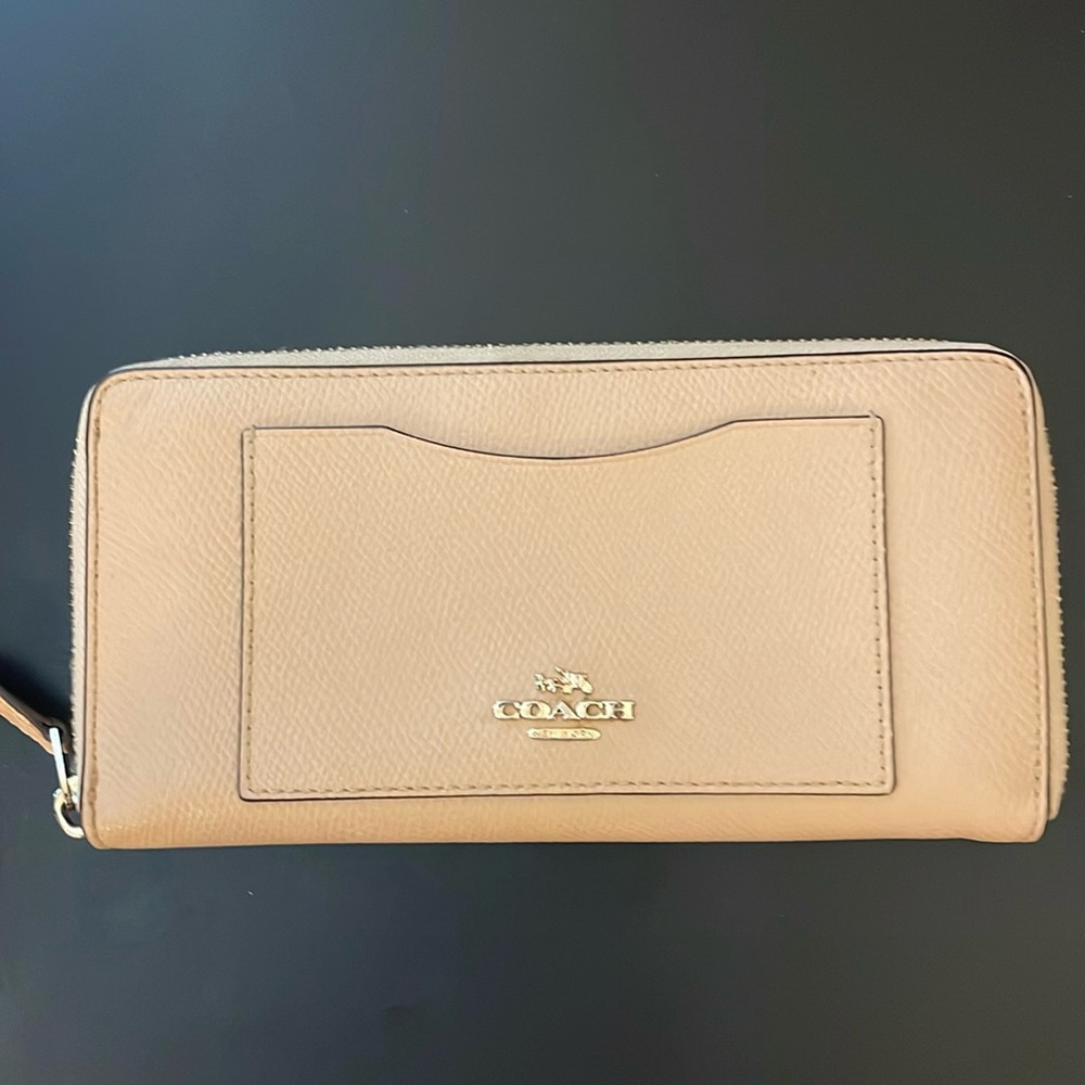 Coach Accordian Zip Wallet Cream Crossgrain Leather